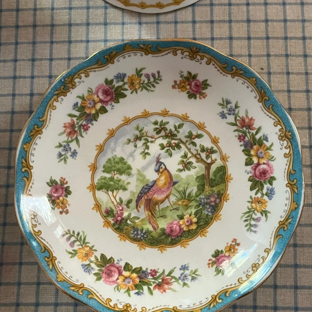 Royal Albert Chelsea Bird Tea Cups - Picture 11 of 16